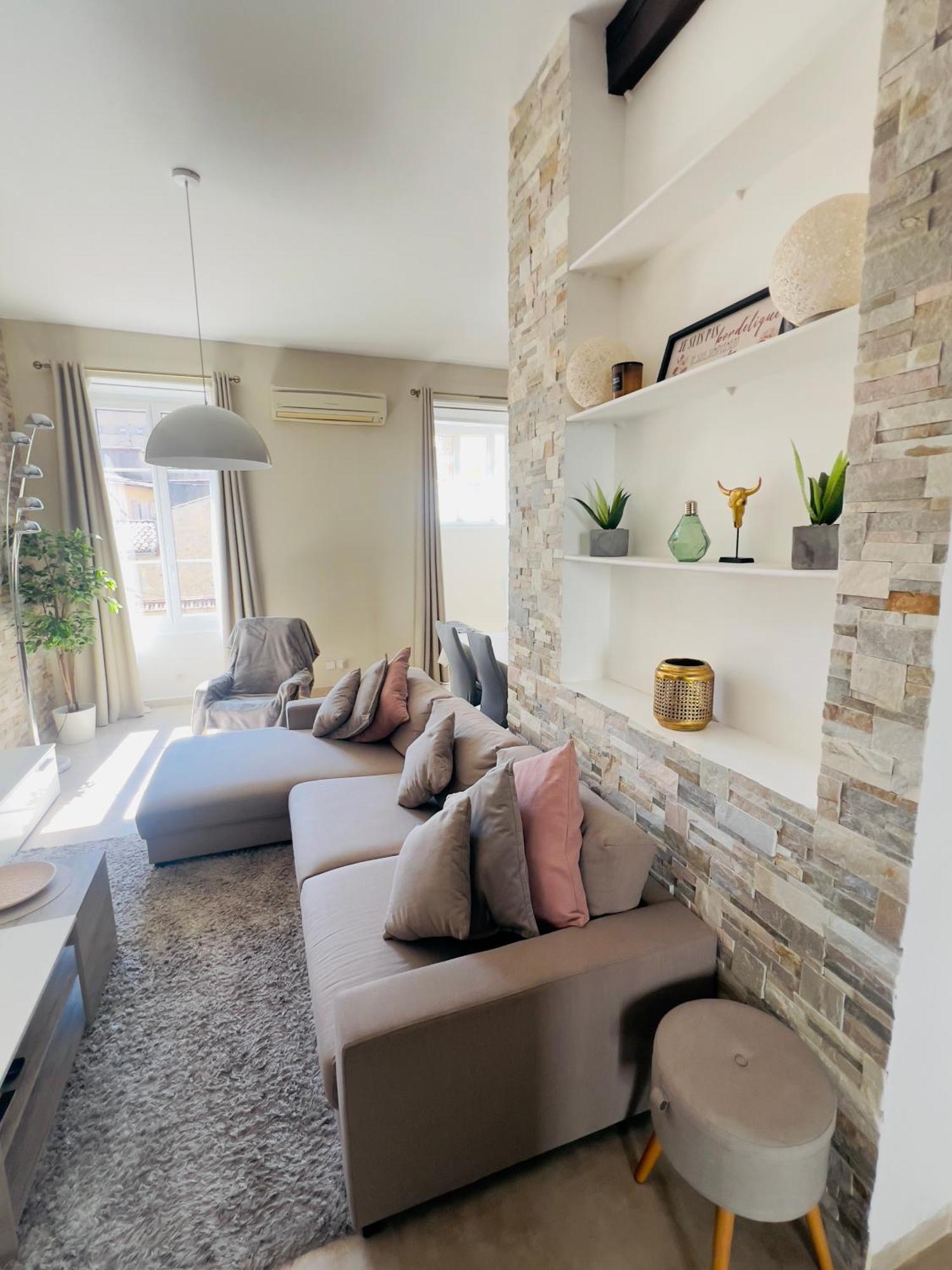 Le Theatro Apartment